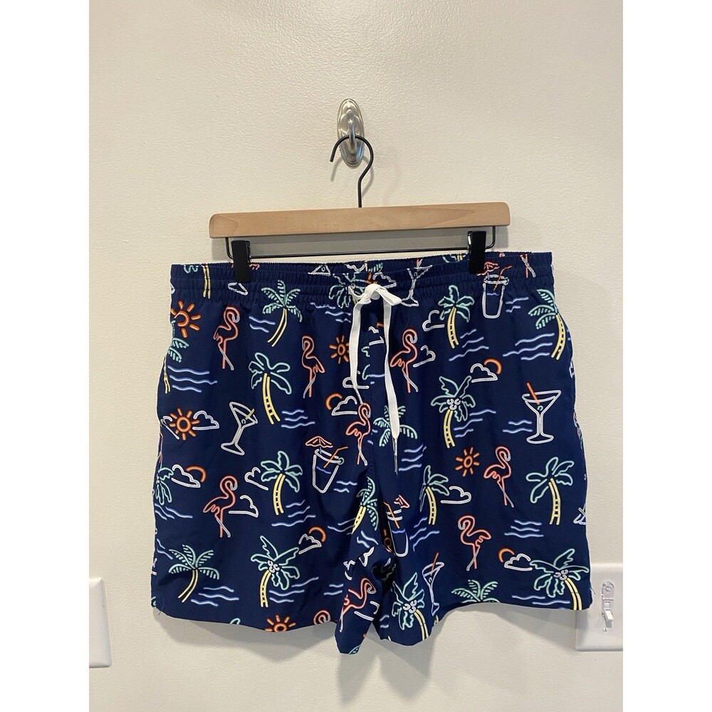 Chubbies Classic Swim Trunks 5.5 Inseam Men’s XKL Swimsuit Flamingo